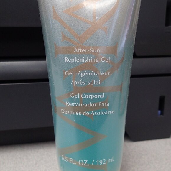 Mary Kay After Sun Replenishing Gel - Picture 1 of 4